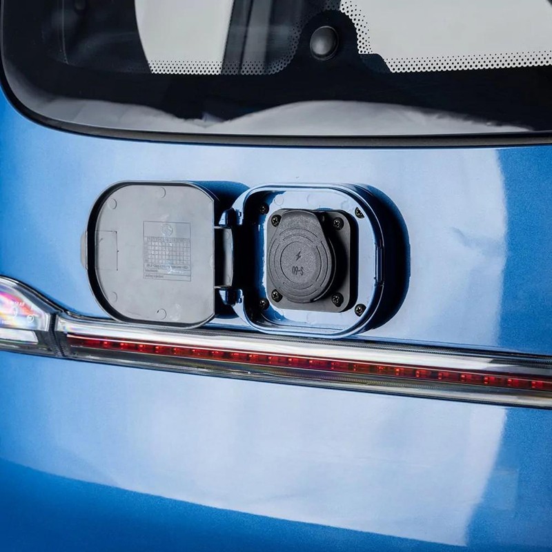 Three-wheeled Electric Vehicle price